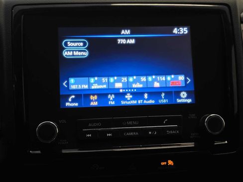 Used 2024 Nissan Frontier SV w/ SV Convenience Package RWD image 14