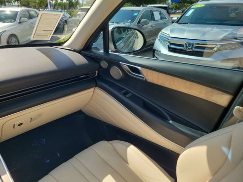 Used 2021 Genesis GV80 2.5T w/ Advanced Package 03 RWD image 12