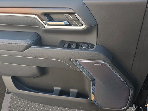 New 2025 GMC Sierra 2500 Denali w/ Denali Reserve Package image 14