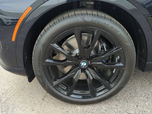 Used 2026 BMW X7 xDrive40i w/ M Sport Package AWD/4WD image 10