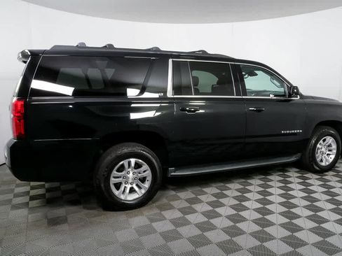 Used 2018 Chevrolet Suburban LT AWD/4WD image 2