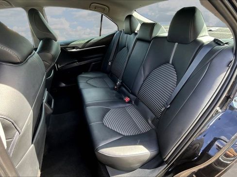 Used 2023 Toyota Camry SE image 23