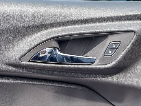 Used 2024 Chevrolet Trax LS w/ LS Convenience Package FWD image 39