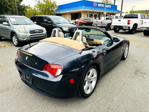 Used 2007 BMW Z4 3.0i image 6