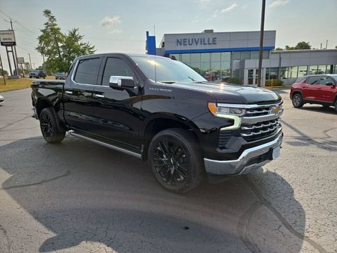 Used 2025 Chevrolet Silverado 1500 LTZ w/ LTZ Premium Package AWD/4WD image 2