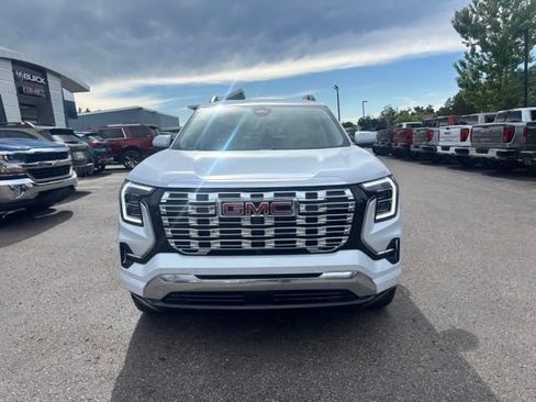 Used 2026 GMC Terrain Denali AWD/4WD image 3