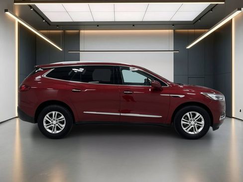 Used 2018 Buick Enclave Essence w/ Trailering Package AWD/4WD image 7