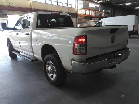Used 2022 RAM 2500 Tradesman w/ Chrome Appearance Group image 5