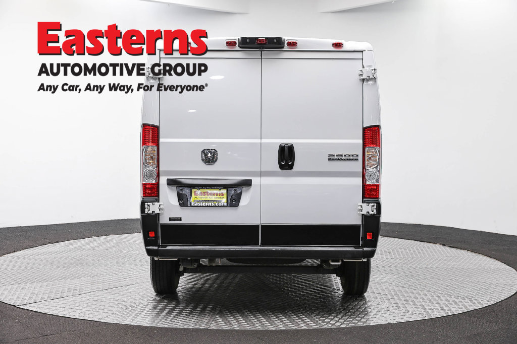 Used 2025 RAM ProMaster 2500 w/ Convenience Group FWD image 7
