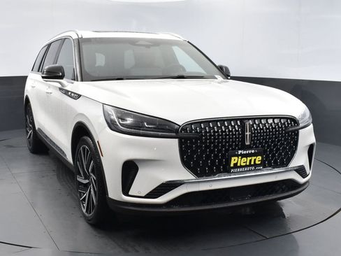 New 2025 Lincoln Aviator Reserve w/ Equipment Group 201A image 6