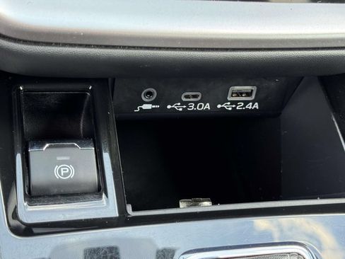 Used 2023 Subaru Outback Premium AWD/4WD image 25