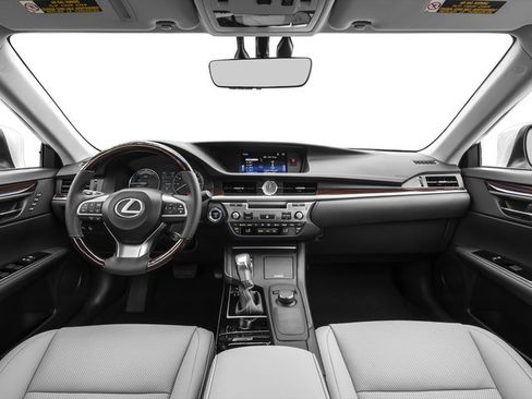 Used 2016 Lexus ES 300h w/ Luxury Package w/Wood Trim image 8