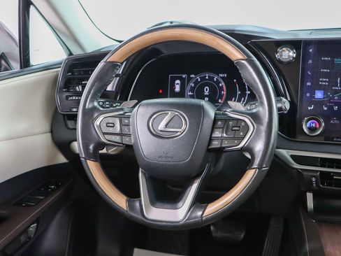 Used 2023 Lexus RX 350 Premium w/ Accessory Package AWD/4WD image 12