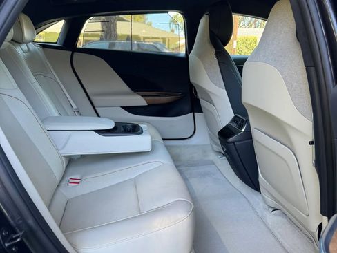 Used 2024 Lucid Air Touring AWD/4WD image 20