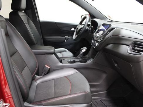 Used 2023 Chevrolet Equinox RS w/ RS Leather Package AWD/4WD image 24