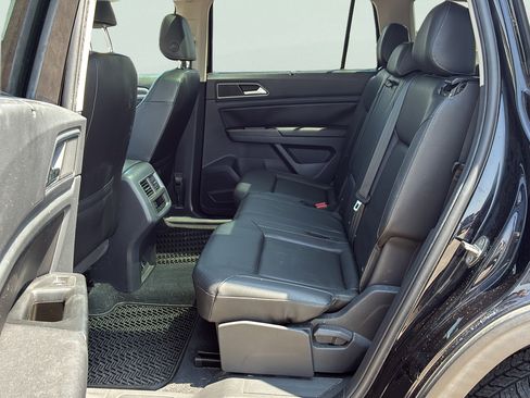 Used 2019 Volkswagen Atlas SE FWD image 25