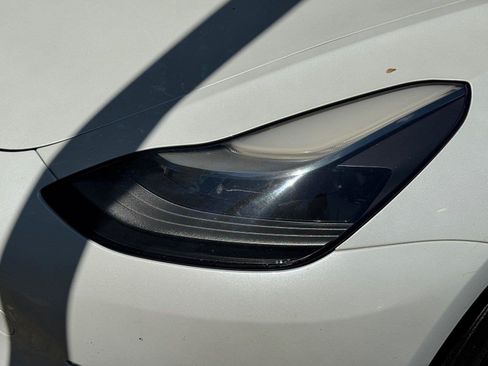 Used 2022 Tesla Model 3 Long Range AWD/4WD image 14