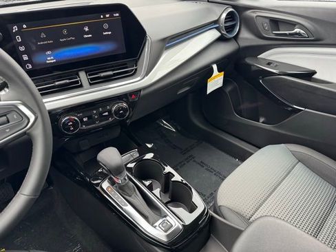 New 2026 Chevrolet Trax LT FWD image 15