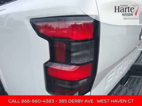 Certified 2025 Nissan Frontier SV image 41