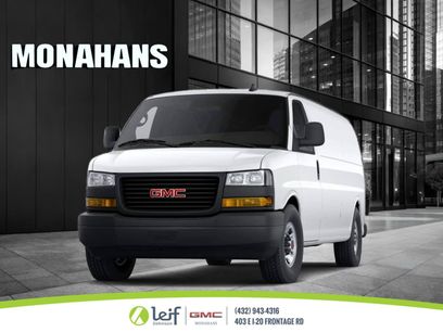 New 2026 GMC Savana 3500 Extended w/ Driver Convenience Package