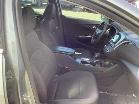 Used 2024 Chevrolet Malibu LT image 15