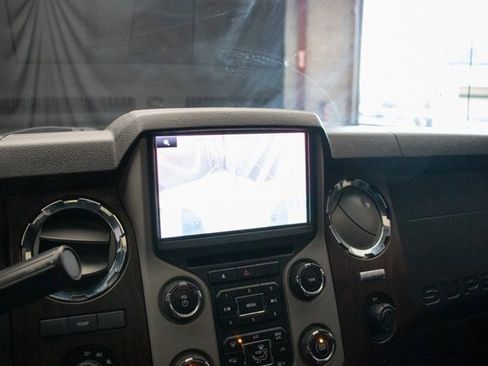 Used 2015 Ford F350 Lariat w/ Lariat Ultimate Package image 35