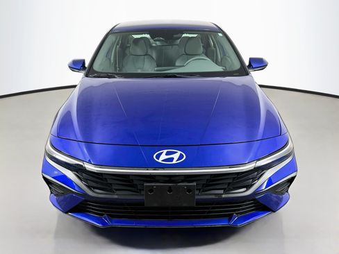 Certified 2024 Hyundai Elantra SEL FWD image 2