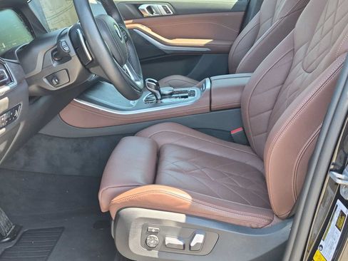 Used 2023 BMW X5 xDrive45e w/ Climate Comfort Package AWD/4WD image 17