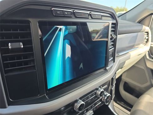 Used 2023 Ford F150 Lightning XLT image 24