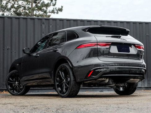 New 2026 Jaguar F-PACE R-Dynamic S image 2