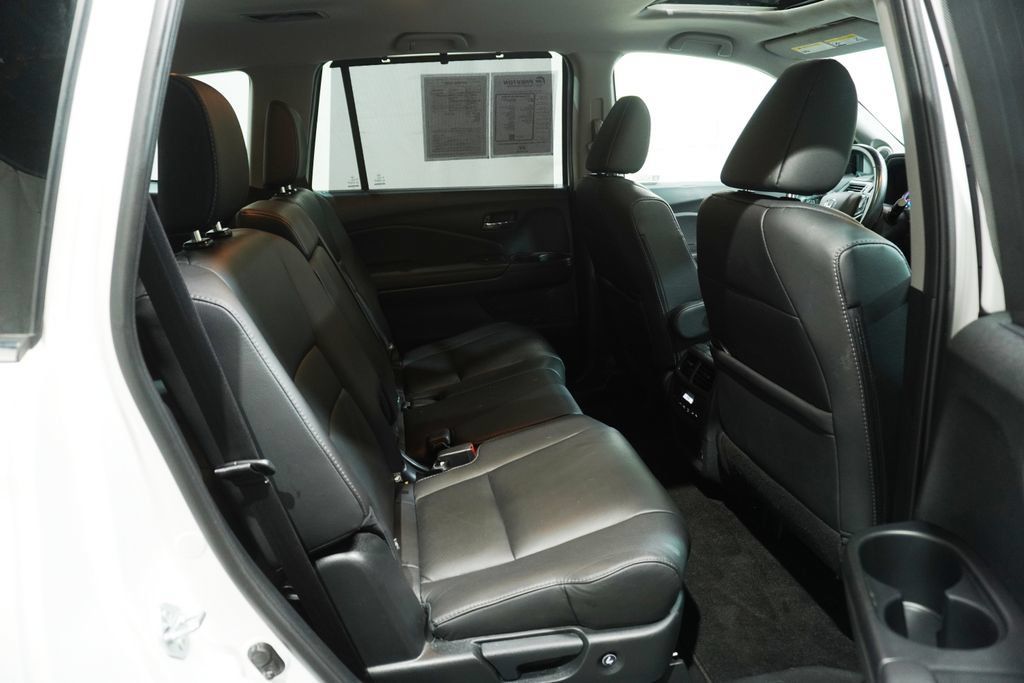 Used 2022 Honda Pilot Special Edition image 16