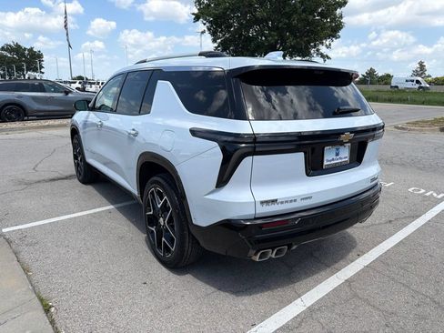 Used 2026 Chevrolet Traverse High Country AWD/4WD image 5