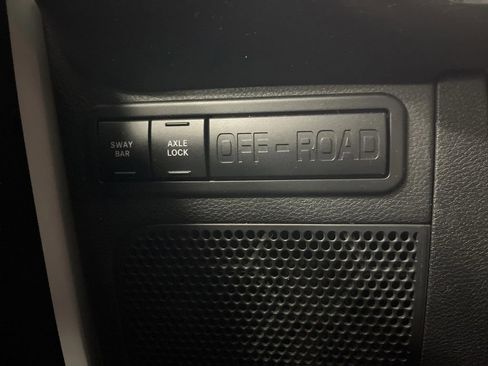 Used 2016 Jeep Wrangler Unlimited Rubicon image 20