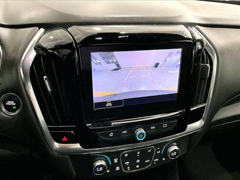 Used 2023 Chevrolet Traverse LT FWD image 23