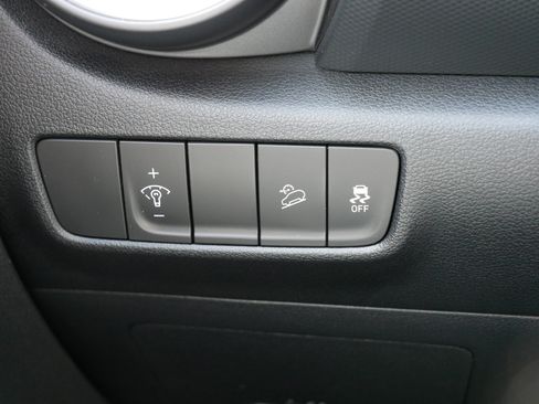 Certified 2023 Hyundai Kona Limited image 26