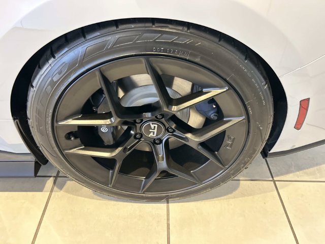 Used 2026 Ford Mustang GT Premium w/ GT Performance Package RWD image 10