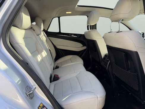 Used 2019 Mercedes-Benz GLE 43 AMG AMG GLE 43 image 43