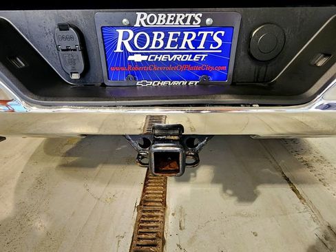 Used 2019 Chevrolet Silverado 1500 LTZ image 7