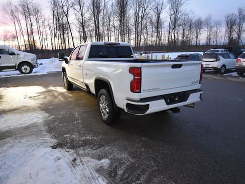 New 2026 Chevrolet Silverado 3500 High Country w/ Technology Package AWD/4WD image 7