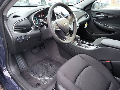 New 2025 Chevrolet Malibu LS w/ LPO, Floor Liner Package FWD image 10
