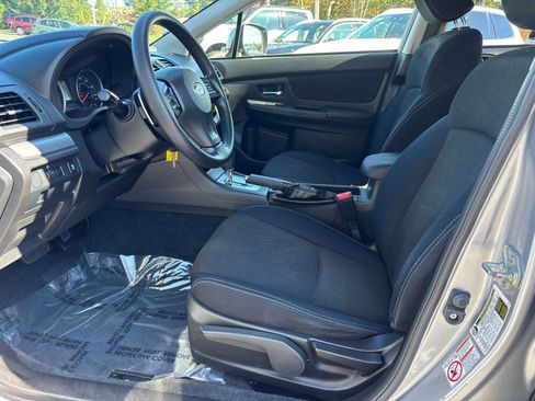 Used 2013 Subaru Crosstrek 2.0i Premium image 11