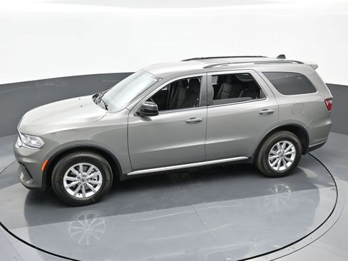Used 2024 Dodge Durango SXT w/ 3rd Row Seating Group image 46