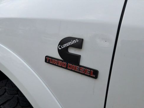 Used 2018 RAM 2500 Laramie AWD/4WD image 11
