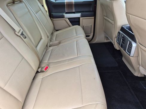Used 2015 Ford F150 Lariat w/ Equipment Group 502A Luxury AWD/4WD image 18