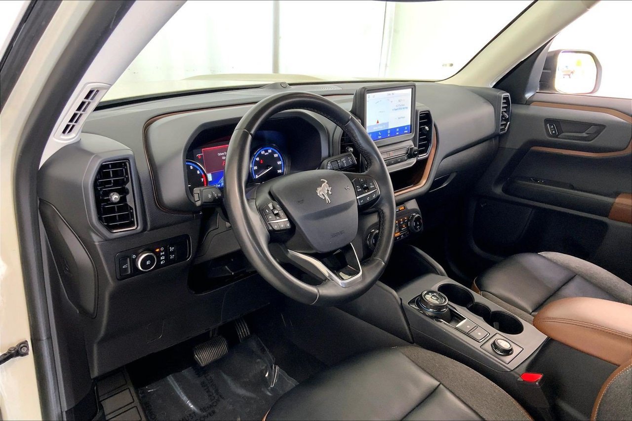 Used 2024 Ford Bronco Sport Outer Banks w/ Tech Package AWD/4WD image 14