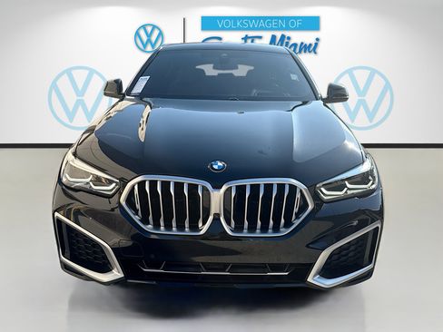 Used 2023 BMW X6 xDrive40i w/ Premium Package image 2