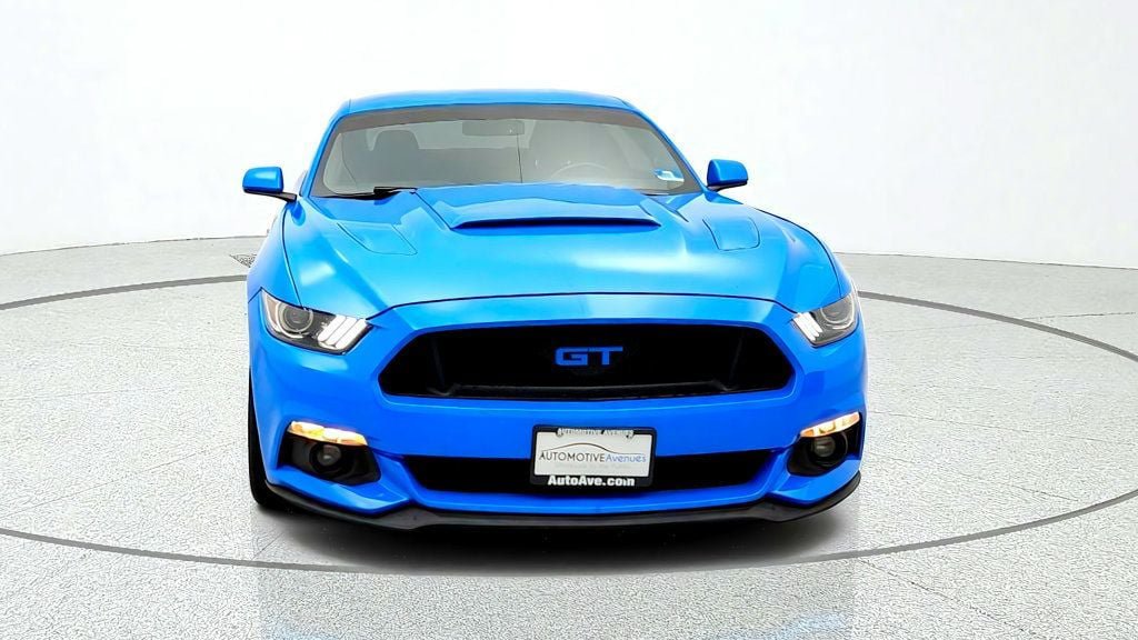 Used 2017 Ford Mustang GT w/ Black Accent Package RWD image 2