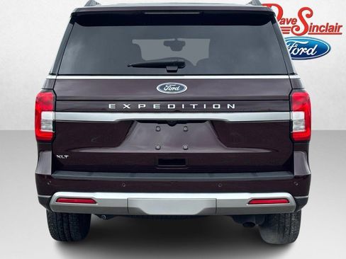 Used 2024 Ford Expedition XLT RWD image 8