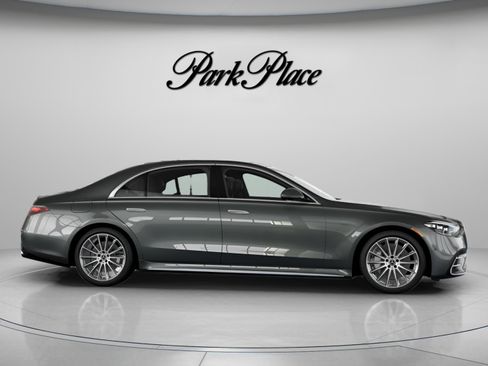 New 2026 Mercedes-Benz S 580 4MATIC Sedan image 28
