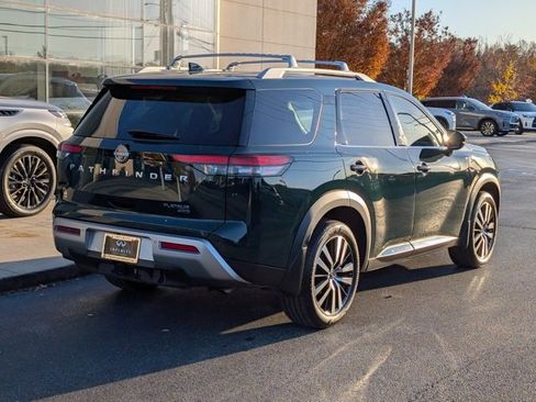 Used 2024 Nissan Pathfinder Platinum w/ Cargo Package image 8